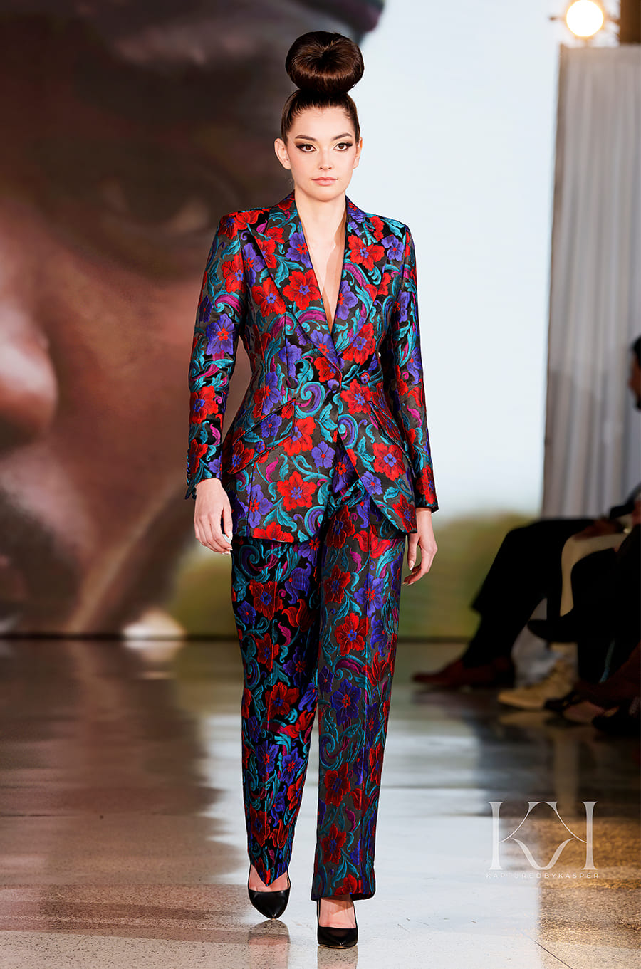 Nusetor Floral Jacquard Suit