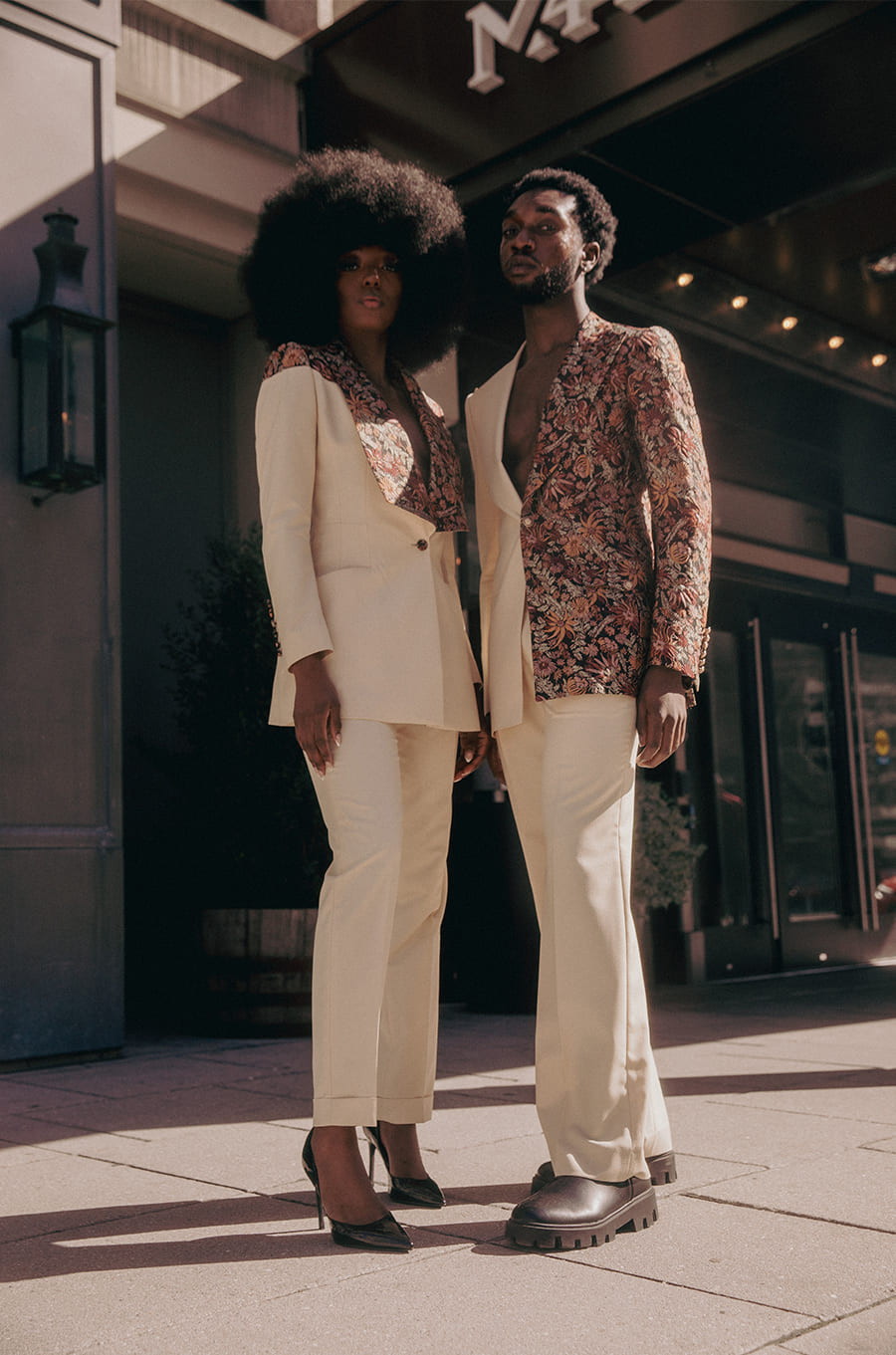 Aseye Aseye Cross Personality Suit